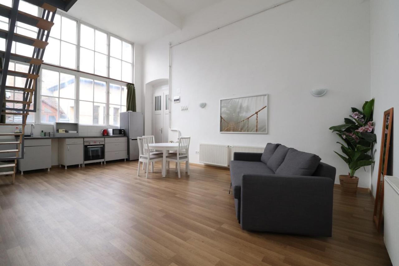 New Guest House A In Kiraly Street 106 Budapest Exteriör bild