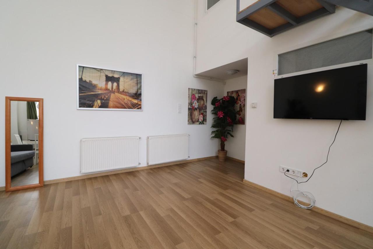 New Guest House A In Kiraly Street 106 Budapest Exteriör bild