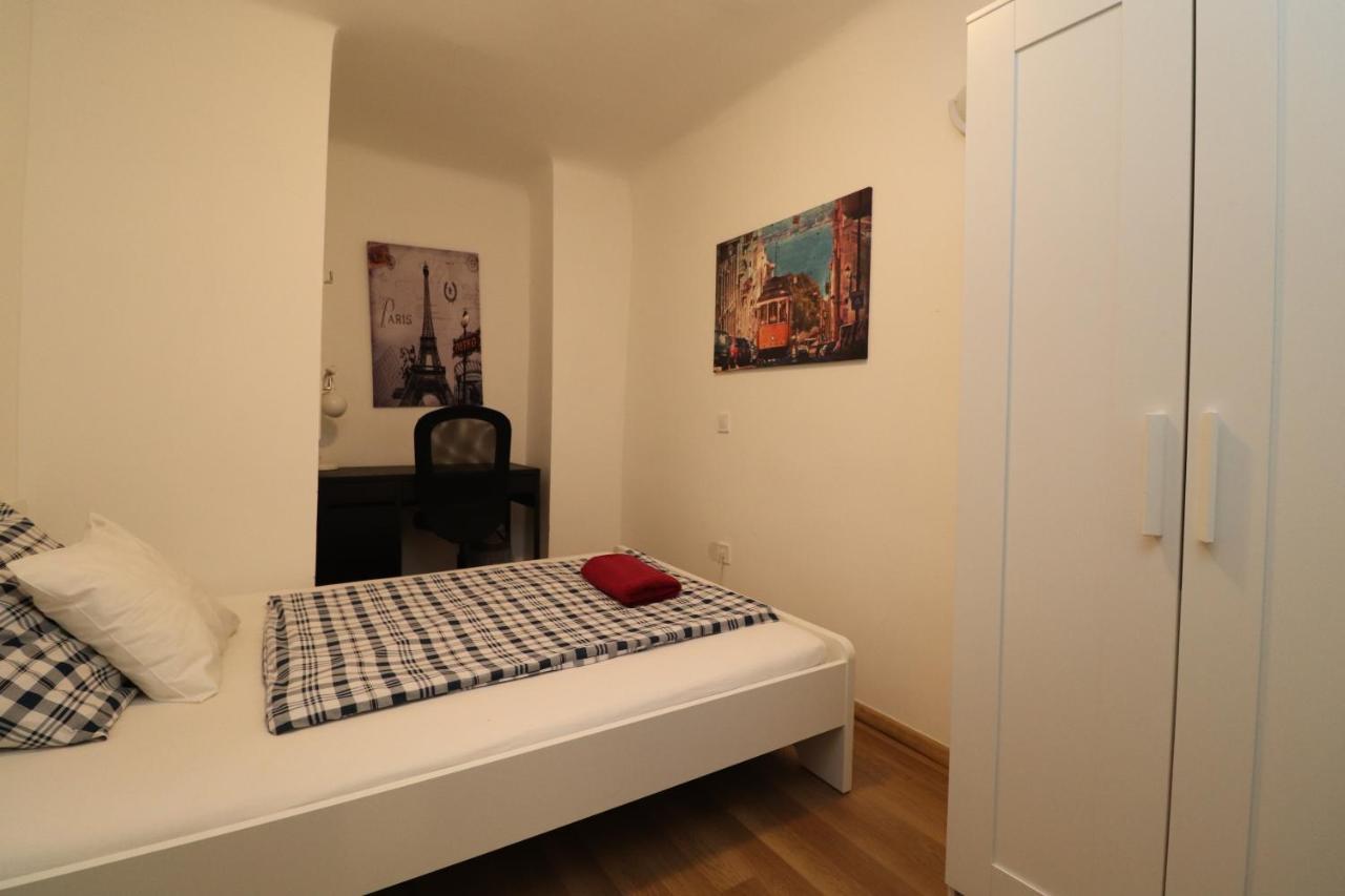New Guest House A In Kiraly Street 106 Budapest Exteriör bild
